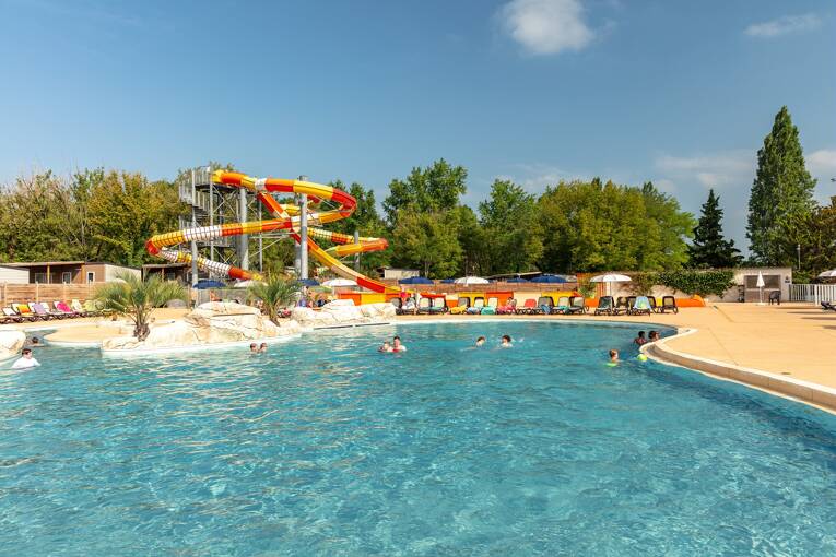 Camping Château de Fonrives ***** photo 2 Dordogne - Périgord Tohapi
